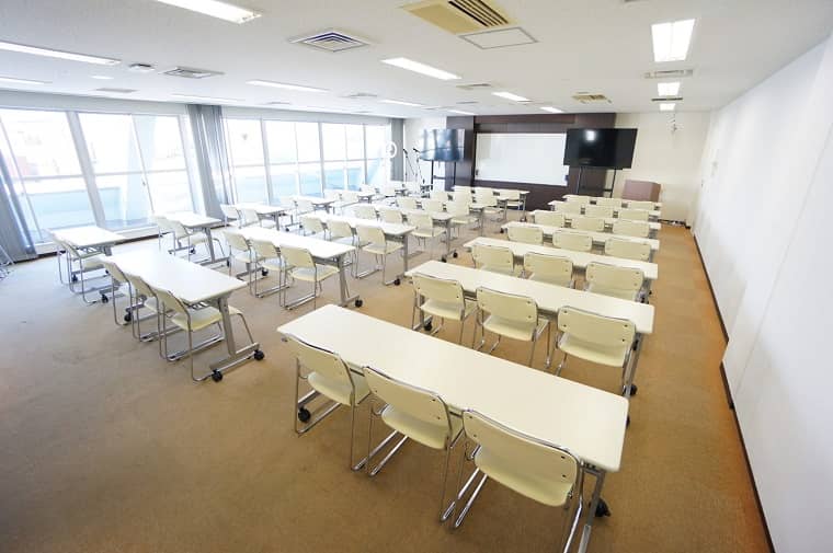 貸し会議室としての運営
